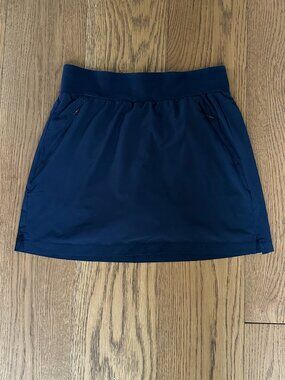 Quince Performance Tech Skort, Size Medium, Navy, Like New